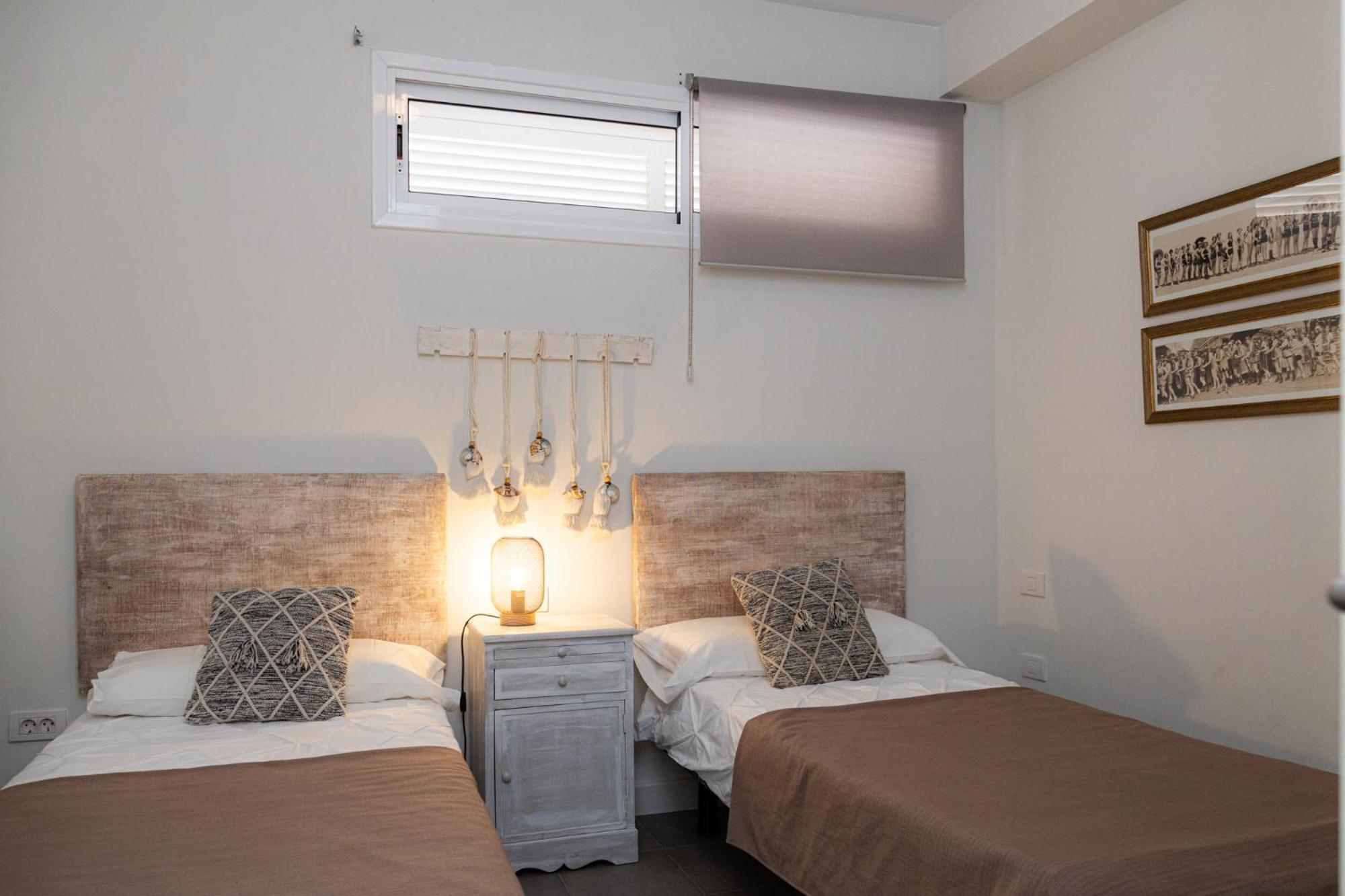 Apartamento Vistas Al Mar Junto A La Playa 3d *